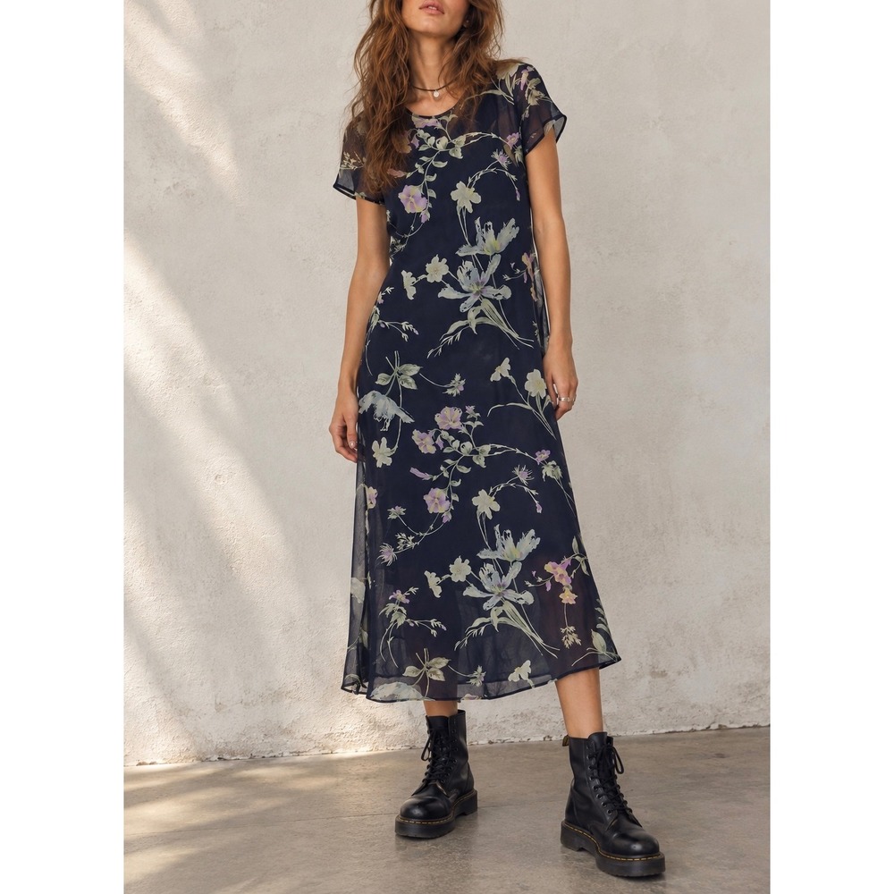 VINTAGE 90s ANN TAYLOR Short Sleeve Floral Silk Midi Shift Dress